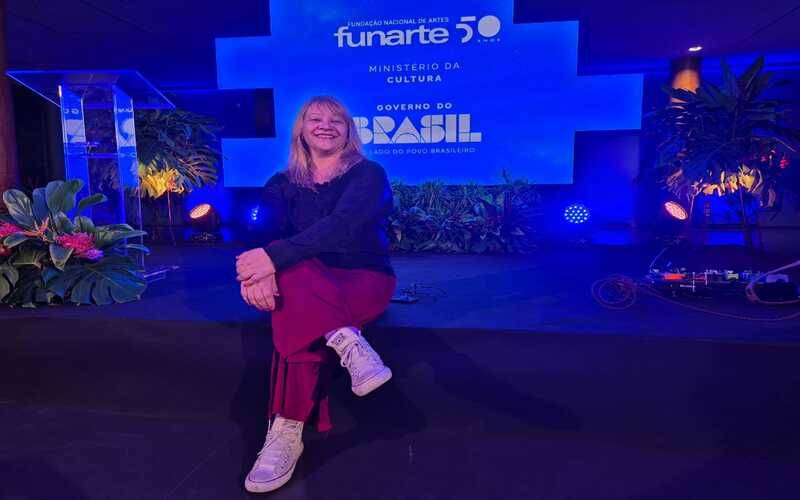 01. Iara Rocha recebeu homenagem por sua vasta trajetória à frente da Cia Teatral Líng