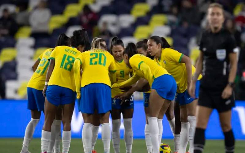 Sancionada a Lei do Futebol Feminino: profissionalização e incentivo à igualdade salar