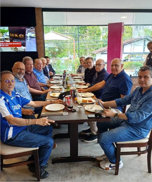 No clique Osama, o ex-prefeito e Deputado Leandro Sampaio, jornalistas Douglas Prado, 
