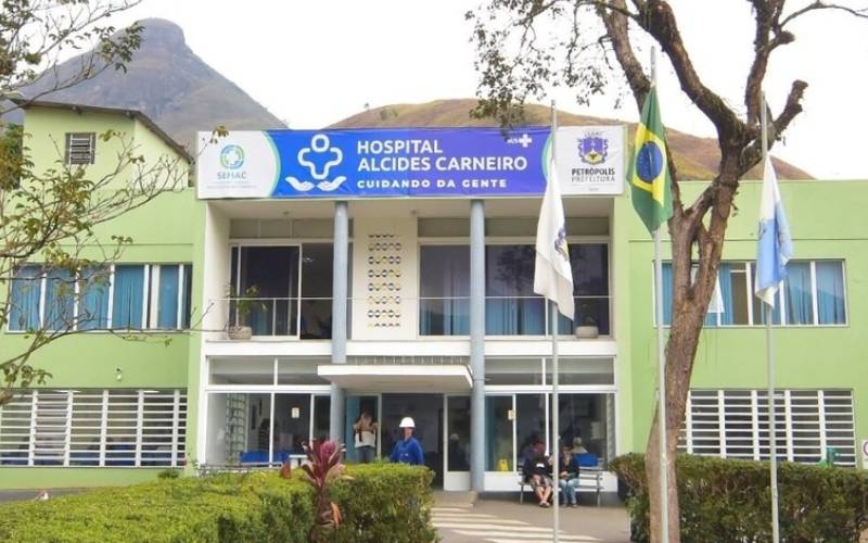 Cirurgias no Hospital Alcides Carneiro crescem 49% e tomógrafo do Nelson de Sá Earp re
