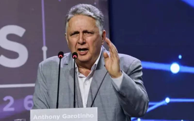 Desistência de Garotinho pode acabar com segundo turno no Rio