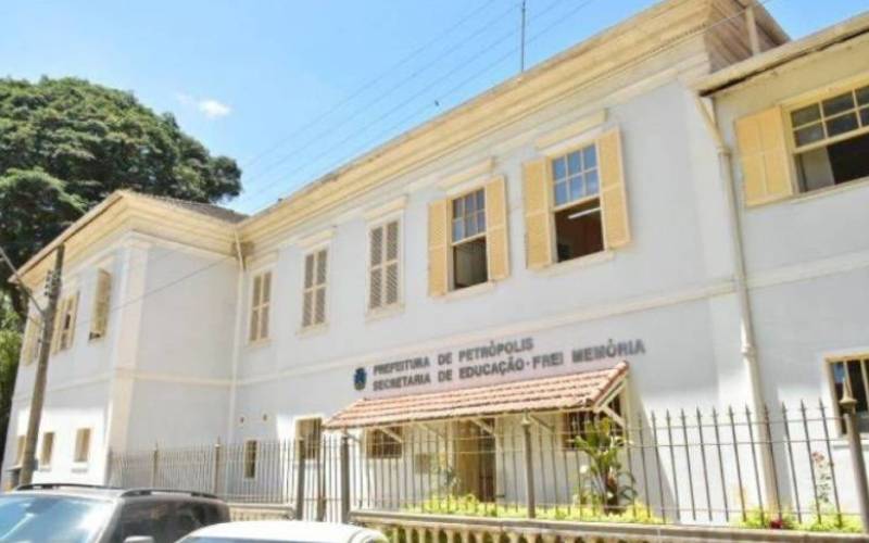 Educação prevê 800 novas vagas para tentar zerar fila das creches em Petrópolis, apont