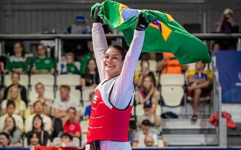 Maria Clara Pacheco é ouro em 3ª etapa do Grand Prix de taekwondo