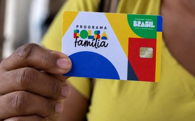 Pagamento do Bolsa Família começará na segunda-feira (19), com novos valores 