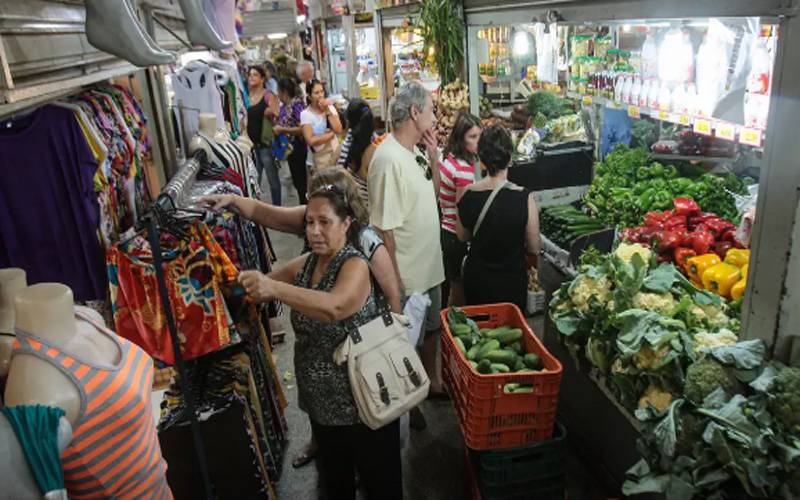 Cortes em auxílios sociais podem gerar retração em cidades do interior