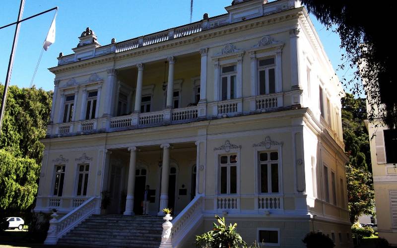 Refis Municipal: contribuintes podem renegociar dívidas antigas até o fim do ano