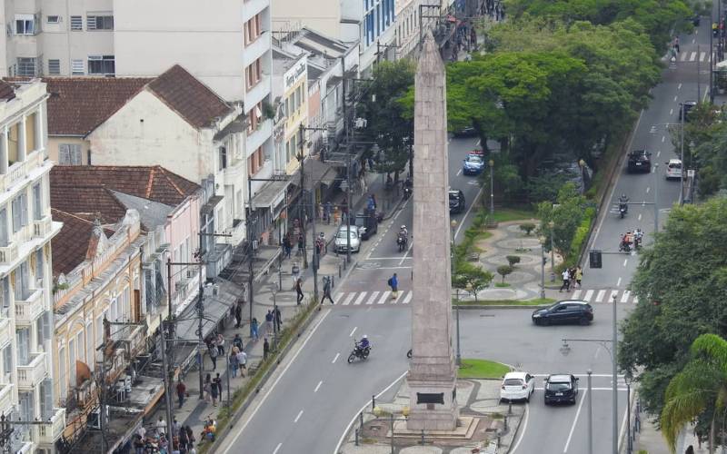 Lista incentiva boicote a comércios de Petrópolis por suposto posicionamento político