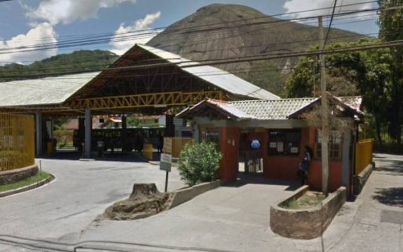 Passageiro denuncia cancelamentos de ônibus durante a madrugada em Petrópolis