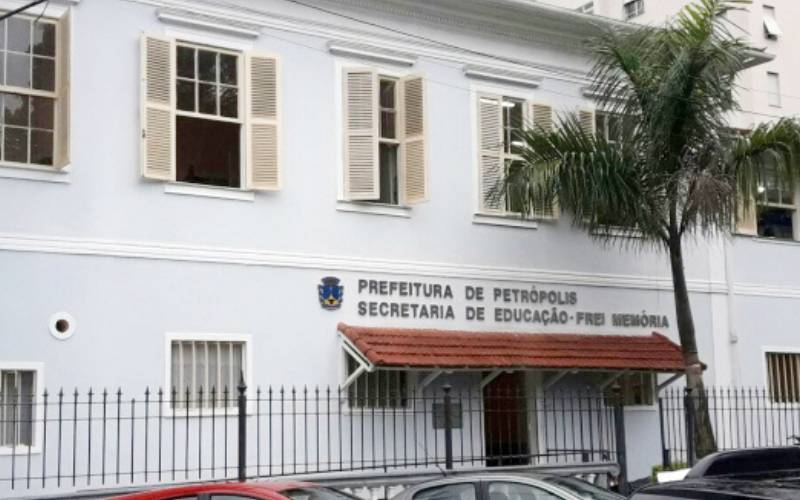 Prefeitura homologa licitação de R$ 78,7 milhões para terceirização na Educação