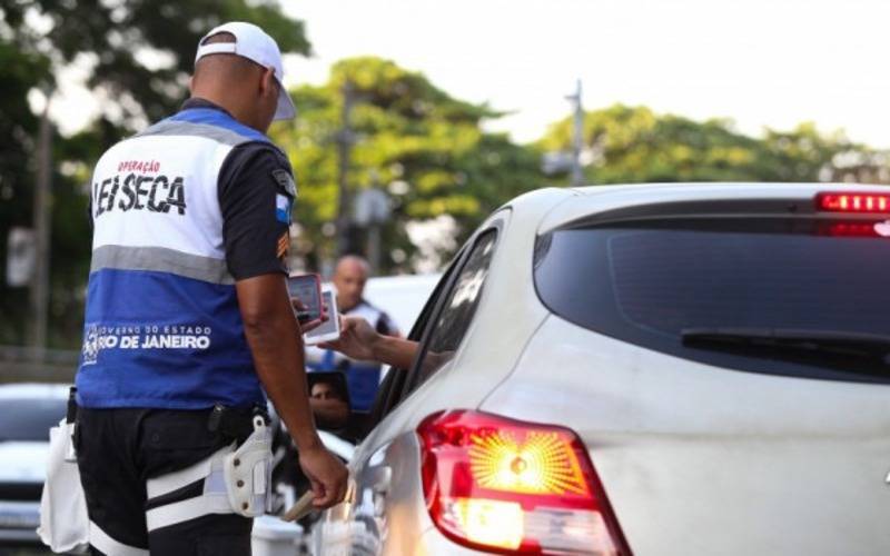 Petrópolis e Teresópolis têm taxas acima da média de motoristas flagrados pela Lei Sec