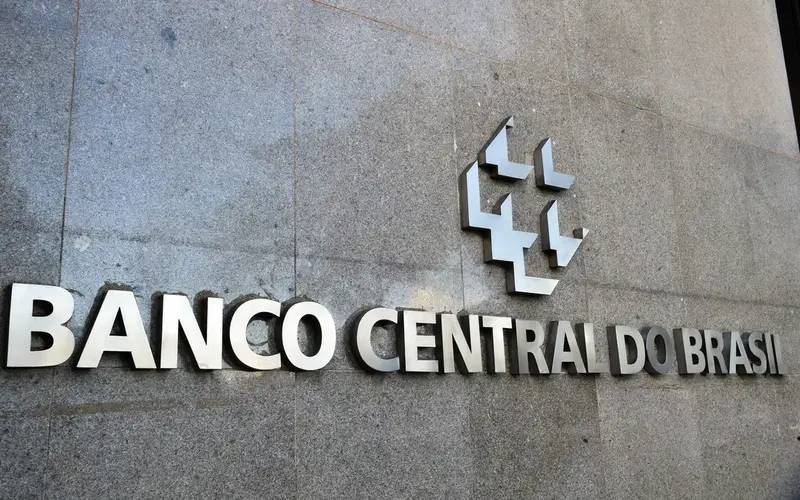 Mercado financeiro projeta inflação de 5,68% em 2025