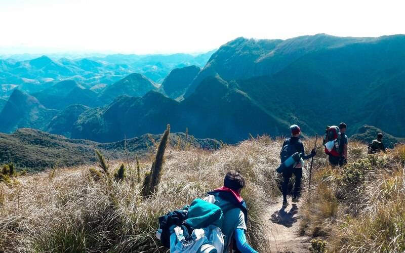 Montanhismo é protagonista no inverno em Petrópolis, cidade com mais de 200 trilhas