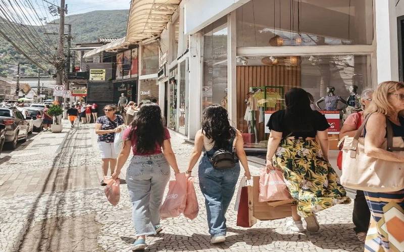 Carnaval: lojas podem funcionar no feriado