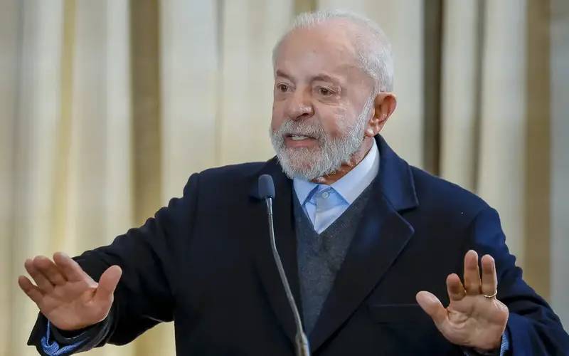 Lula se reúne com empresários chineses em Pequim