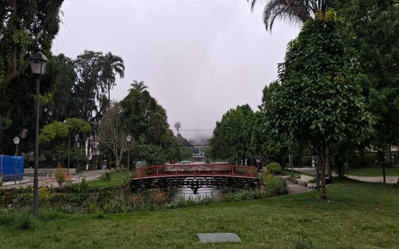 Defesa Civil emite alerta via SMS de chuva moderada a forte em Petrópolis